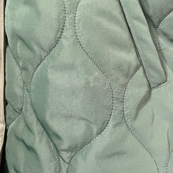 Summersalt Long ColorBlock Quilted Eco Coat Color Olive Eden Green Size M *flaws - Picture 6 of 12